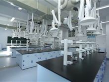 【化工專(zhuān)業(yè)實(shí)訓(xùn)基地】<br/>基礎(chǔ)化學(xué)實(shí)驗(yàn)室